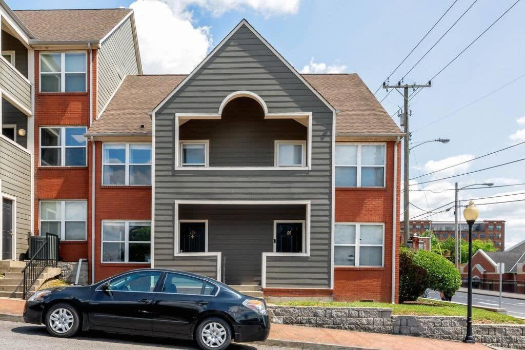 Walk To Broadway Charming Modern Historic Townhome Нашвілл Екстер'єр фото